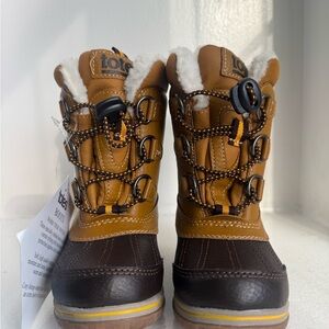 Totes Brown and Black Winter Boots Danny